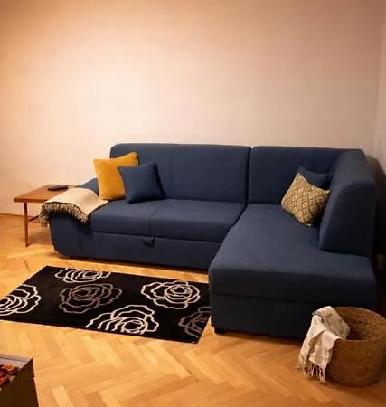 Urban Nest In The Center Appartamento