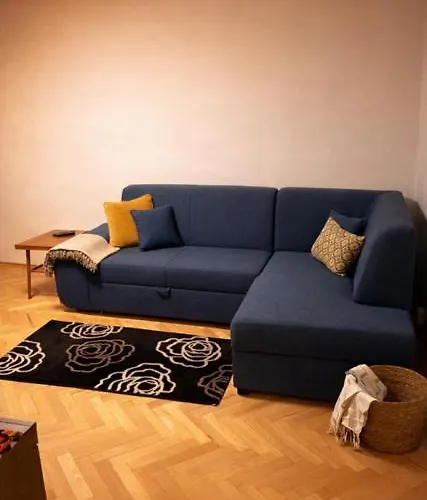 Urban Nest In The Center Apartment